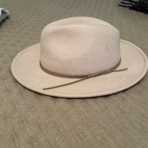 Abercrombie and Fitch Hat
